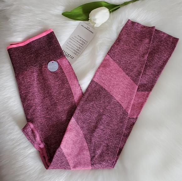 PINK Victoria's Secret Pants - PINK VICTORIA'S SECRET SEAMLESS LEGGINGS SIZE S